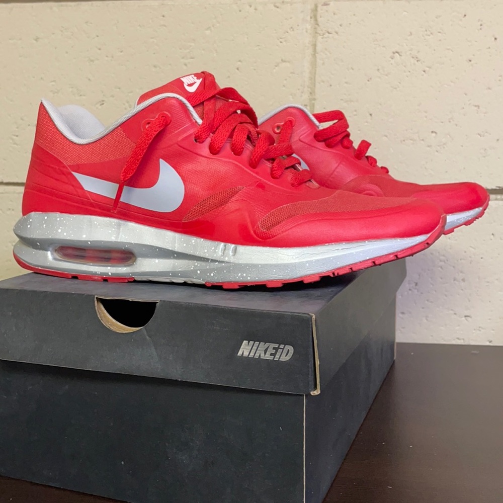 Mens Nike ID size 10.5